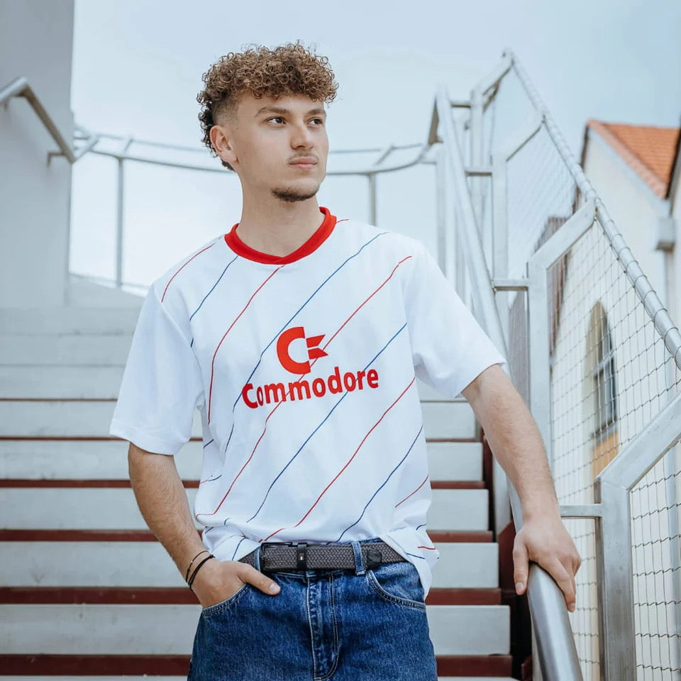 FC Bayern Munchen 1985 - 86 Retro Football Shirt White