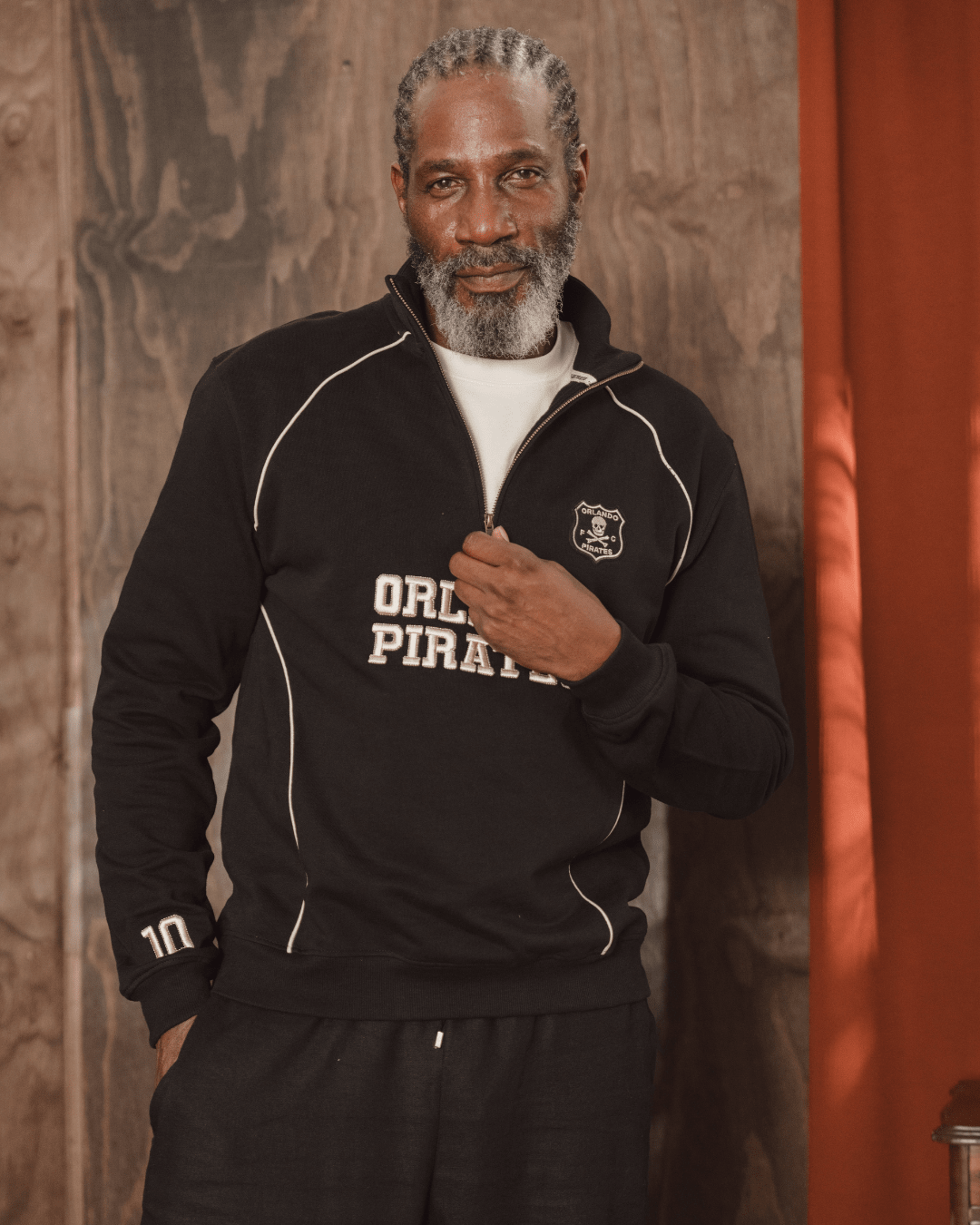 Orlando Pirates Piped Quarter Zip Sweat-black